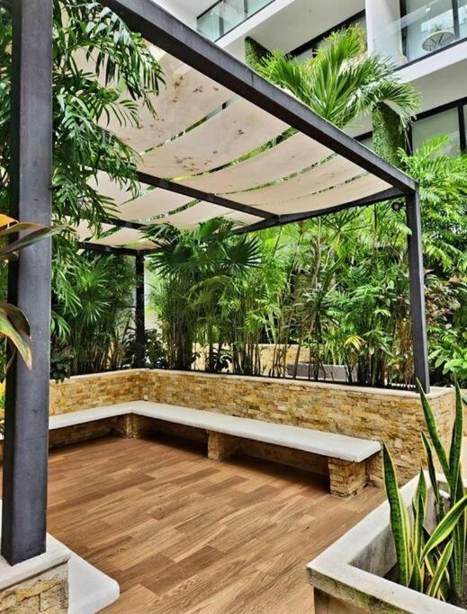 Stunning 1 Bdrm Condo Gym-Pool 10 Min To The Beach & Quinta Av Playa del Carmen Eksteriør bilde