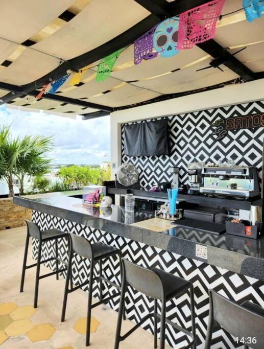 Stunning 1 Bdrm Condo Gym-Pool 10 Min To The Beach & Quinta Av Playa del Carmen Eksteriør bilde